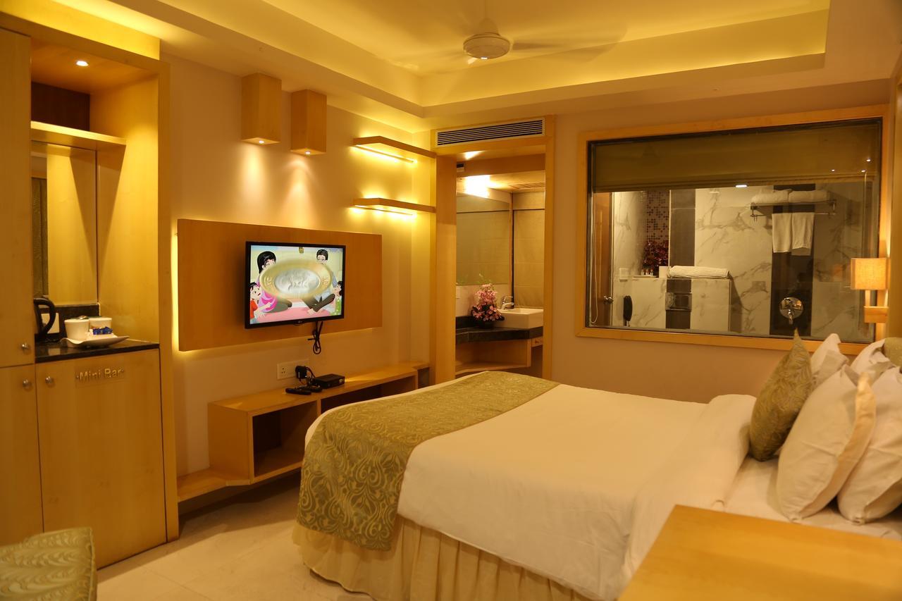 Golden Gate Hotel Indore Luaran gambar